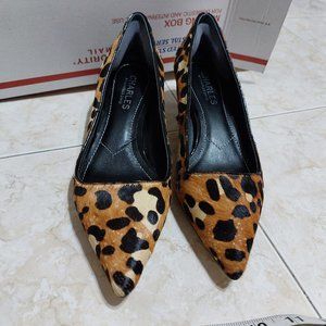 Charles David Furry Leopard Print Pointy Toes High Heel Pumps Shoes Sexy